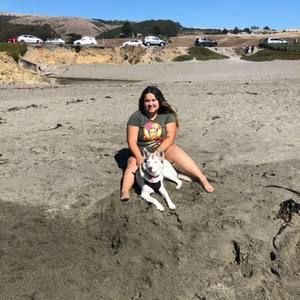 Meet your Posher, Delia c